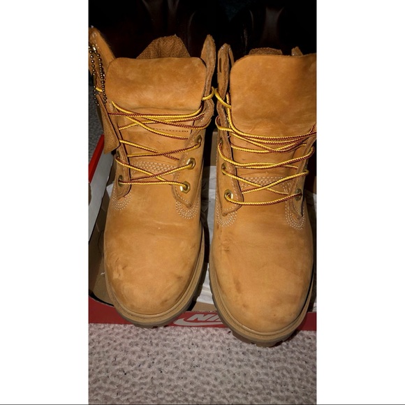🔥MAKE AN OFFER! TIMBERLAND BOOTS🔥 - Picture 3 of 7